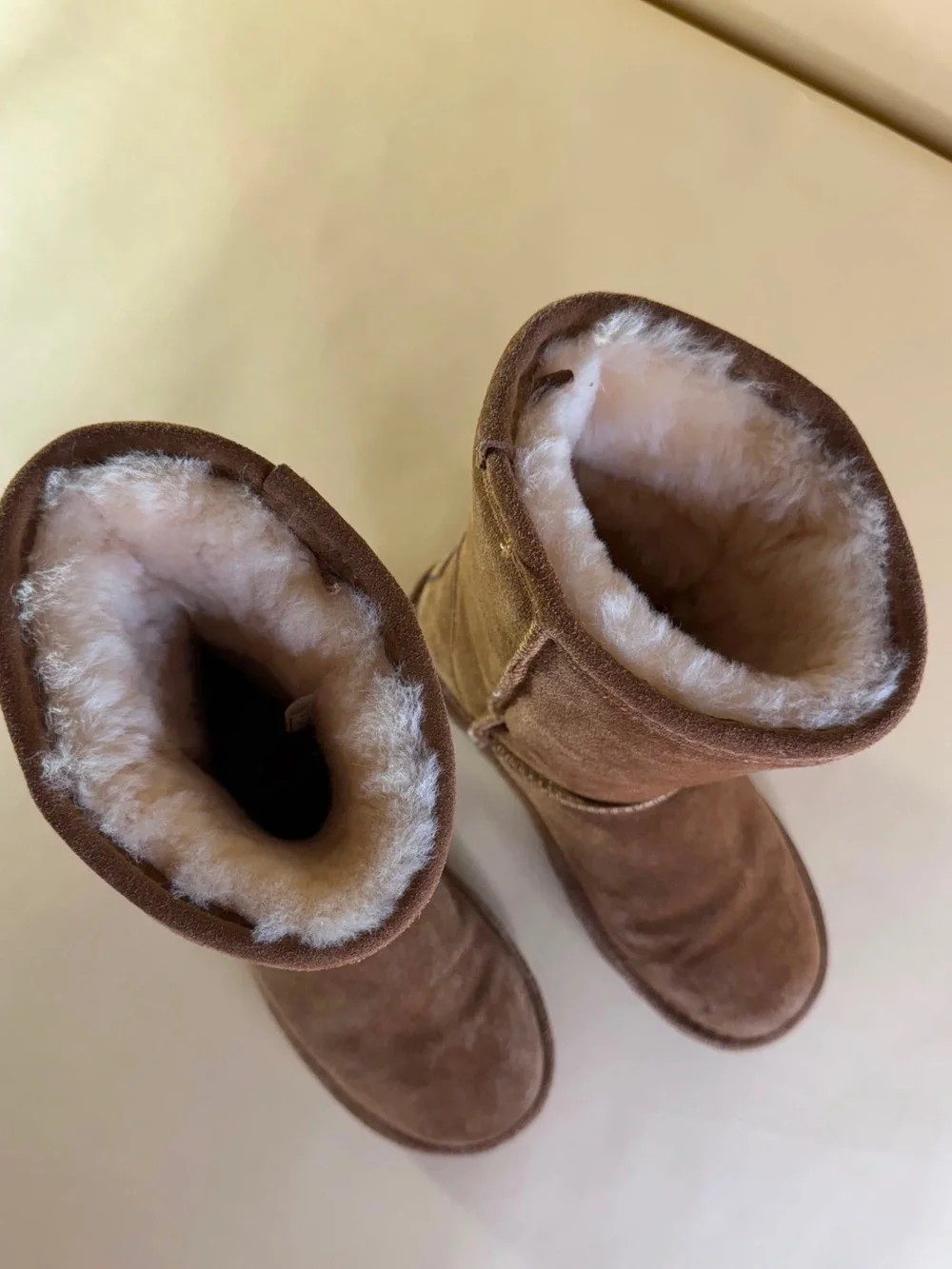 Bearpaw Brown Suede Winter Boots US 6